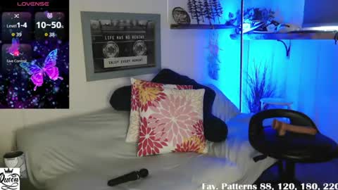 Ainsley              FANSLY-AINSLEYXOXO online show from June 18, 2026, 11:42 pm