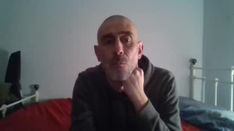 Snapshot of nirevess chatting on December 6, 2024, 10:30 pm nirevess online show from December 6, 2024, 10:30 pm