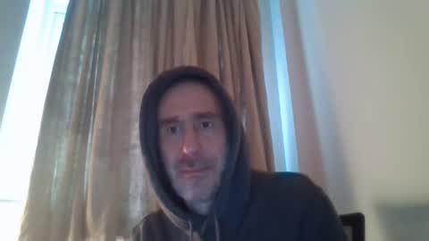 Snapshot of nirevess chatting on December 7, 2024, 12:35 pm nirevess online show from December 7, 2024, 12:35 pm