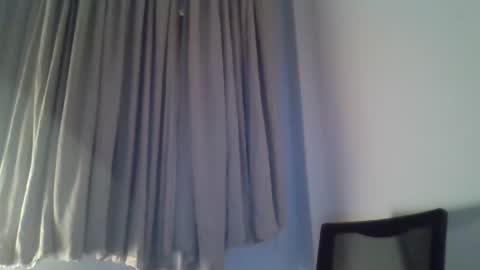 Snapshot of nirevess chatting on December 7, 2024, 7:10 pm nirevess online show from December 7, 2024, 7:10 pm