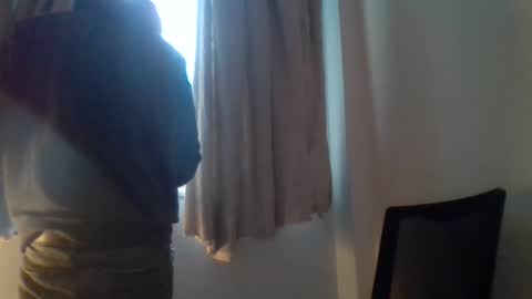 Snapshot of nirevess chatting on January 22, 2025, 10:40 am nirevess online show from January 22, 2025, 10:40 am