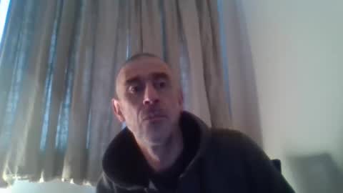 Snapshot of nirevess chatting on February 8, 2025, 12:06 pm nirevess online show from February 8, 2025, 12:06 pm