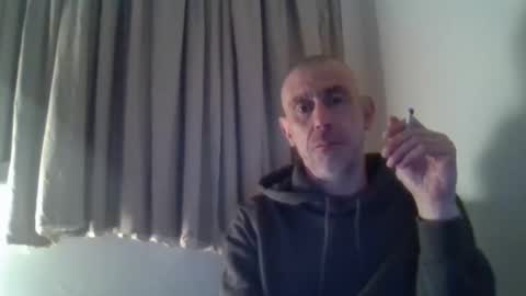 Snapshot of nirevess chatting on March 10, 2025, 7:18 pm nirevess online show from March 10, 2025, 7:18 pm