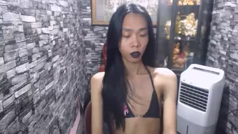 nisha_rose23 online show from May 19, 2026, 4:35 pm