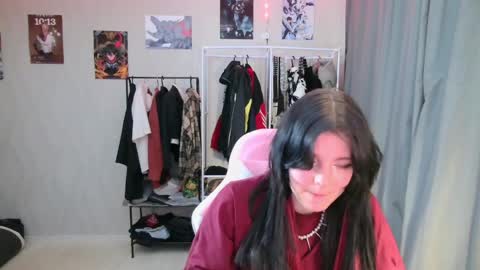 Snapshot of nishazenisek chatting on May 21, 2026, 4:36 pm Alice online show from May 21, 2026, 4:36 pm