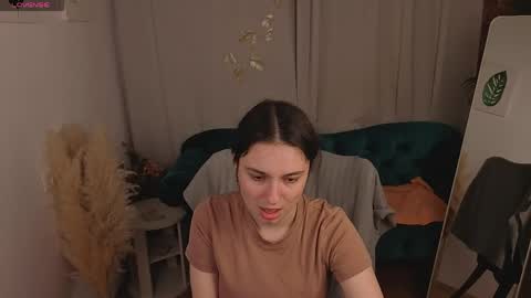 Snapshot of nishira_shy chatting on June 2, 2026, 11:45 am nishira_shy online show from June 2, 2026, 11:45 am