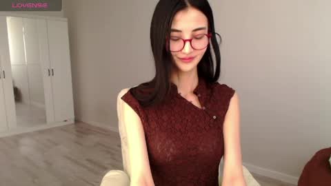 Niu online show from April 18, 2026, 1:31 am