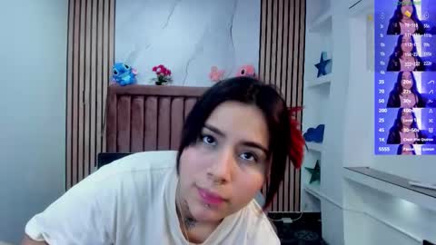 Nixie online show from November 17, 2025, 7:30 pm