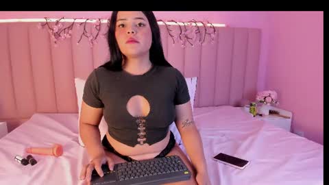 Snapshot of nixierose_ chatting on July 28, 2026, 4:08 am Nixie online show from July 28, 2026, 4:08 am