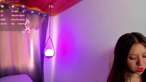 Nixie online show from May 24, 2026, 8:25 pm