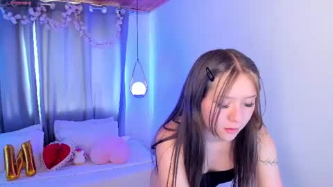 Nixie online show from June 20, 2026, 7:38 pm