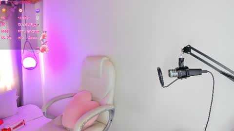 Nixie online show from July 26, 2026, 8:05 pm