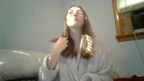 njsnowbunny online show from October 18, 2025, 6:52 pm