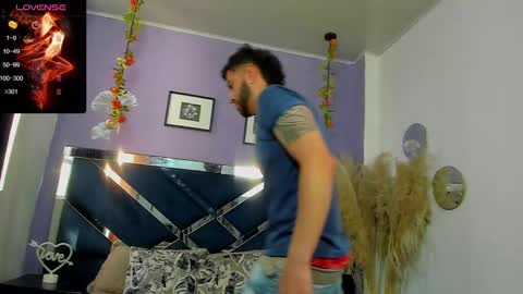 noa_bonucci online show from March 10, 2025, 12:59 pm