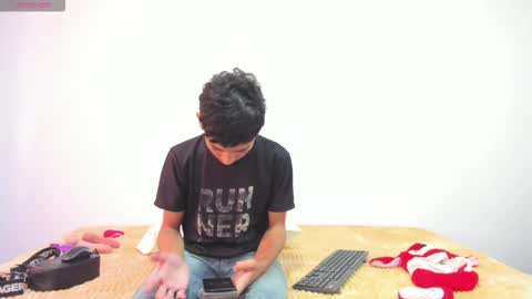 Snapshot of noah1118 chatting on March 25, 2026, 6:36 pm Noah online show from March 25, 2026, 6:36 pm