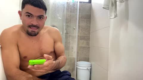 Snapshot of noah_3050 chatting on October 31, 2025, 2:51 pm noah_3050 online show from October 31, 2025, 2:51 pm