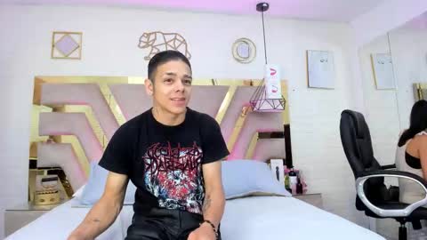 Zoe  online show from March 20, 2026, 1:27 pm