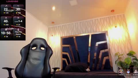 Snapshot of noah_clarkk chatting on April 26, 2026, 5:43 pm Noah online show from April 26, 2026, 5:43 pm