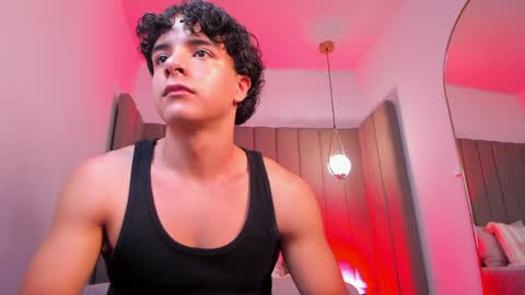 Snapshot of noah_delacroix chatting on May 30, 2026, 10:29 pm noah_delacroix online show from May 30, 2026, 10:29 pm