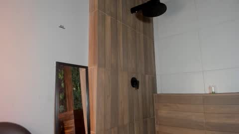 noah_dupont_ online show from December 16, 2025, 11:37 am