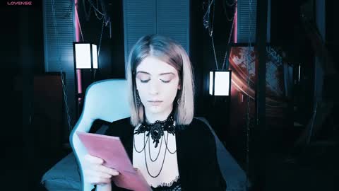 REAL name LiaDM are always open online show from February 5, 2025, 9:07 pm