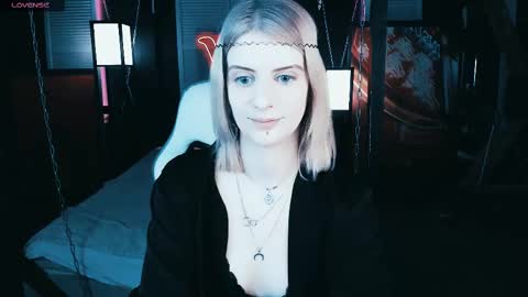 REAL name LiaDM are always open online show from February 12, 2025, 7:35 pm