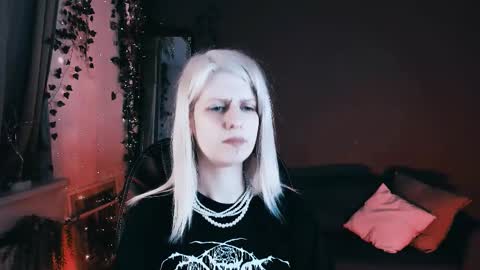 REAL name LiaDM are always open online show from September 9, 2025, 4:06 pm