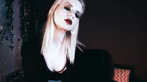 REAL name LiaDM are always open online show from September 27, 2025, 6:13 pm