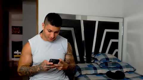 Noah Harris01 online show from April 12, 2026, 8:03 pm