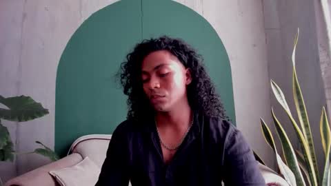 Noah online show from November 20, 2025, 6:40 pm