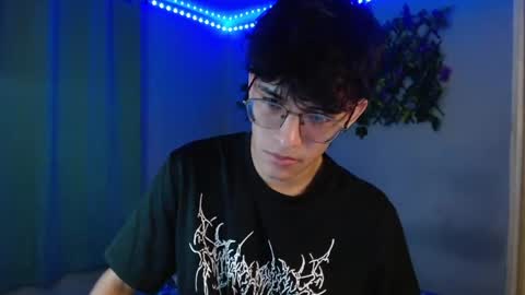 Snapshot of noah_millerx_ chatting on April 9, 2026, 5:18 am noah online show from April 9, 2026, 5:18 am