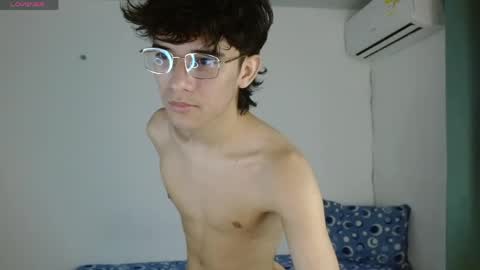 Snapshot of noah_millerx_ chatting on May 5, 2026, 3:47 am noah online show from May 5, 2026, 3:47 am