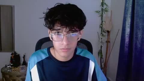 Snapshot of noah_millerx_ chatting on May 9, 2026, 4:39 am noah online show from May 9, 2026, 4:39 am