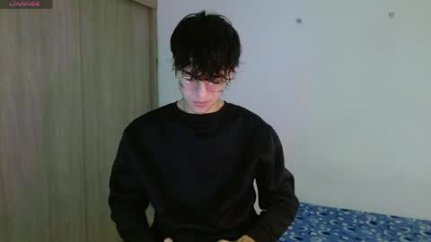 Snapshot of noah_millerx_ chatting on May 11, 2026, 4:18 am noah online show from May 11, 2026, 4:18 am