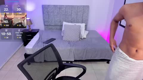 noah_smith04 online show from January 10, 2025, 5:56 pm