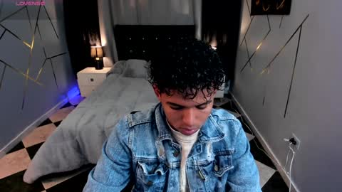 noah_smith04 online show from January 29, 2025, 12:45 pm