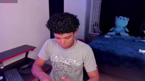 noah_smith04 online show from September 24, 2025, 5:55 am