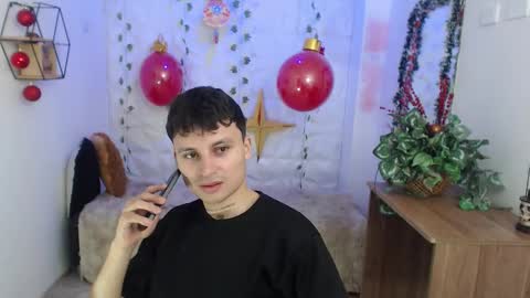 Noah  online show from December 18, 2025, 4:07 am