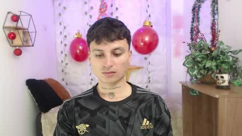 Noah  online show from December 20, 2025, 3:46 am