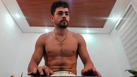 LIAM- noah online show from September 26, 2025, 9:35 am