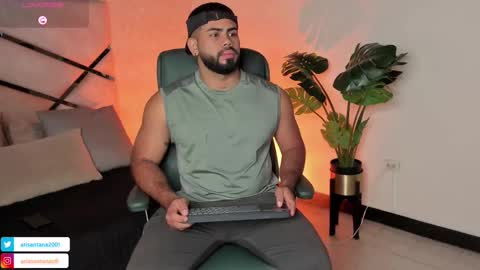 Snapshot of noahcrux chatting on September 10, 2025, 11:54 am Noah online show from September 10, 2025, 11:54 am