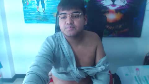 Snapshot of noahdeepthroatt chatting on March 13, 2026, 7:04 am noahdeepthroatt online show from March 13, 2026, 7:04 am