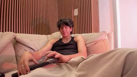 Snapshot of noahx_valko chatting on December 18, 2025, 12:55 pm noahx_valko online show from December 18, 2025, 12:55 pm