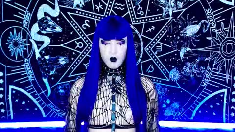 caroline online show from December 3, 2025, 1:13 am