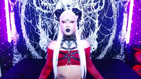 caroline online show from April 30, 2026, 12:06 am