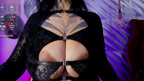 Snapshot of nocturnapsy chatting on May 12, 2026, 9:01 pm Alisson online show from May 12, 2026, 9:01 pm