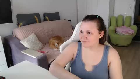 Snapshot of nodarell chatting on May 11, 2026, 12:33 pm nodarell online show from May 11, 2026, 12:33 pm