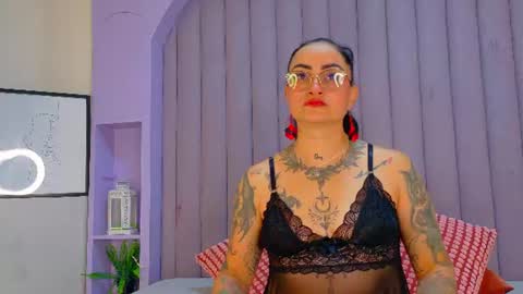 NOELIA online show from July 22, 2026, 2:47 am