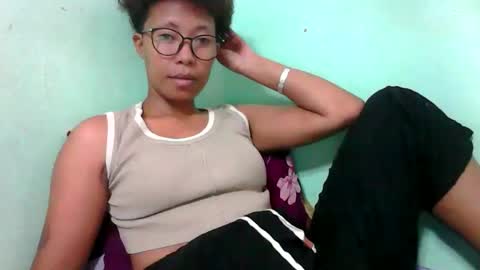 Snapshot of noellah chatting on October 10, 2025, 9:30 am noellah online show from October 10, 2025, 9:30 am