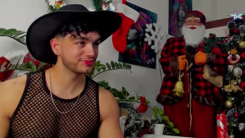 Snapshot of noha_miler chatting on December 13, 2024, 12:53 am kevin online show from December 13, 2024, 12:53 am